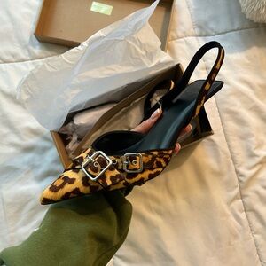Leopard Print Slingback Women's Shoes. Urban outfitters, never worn.